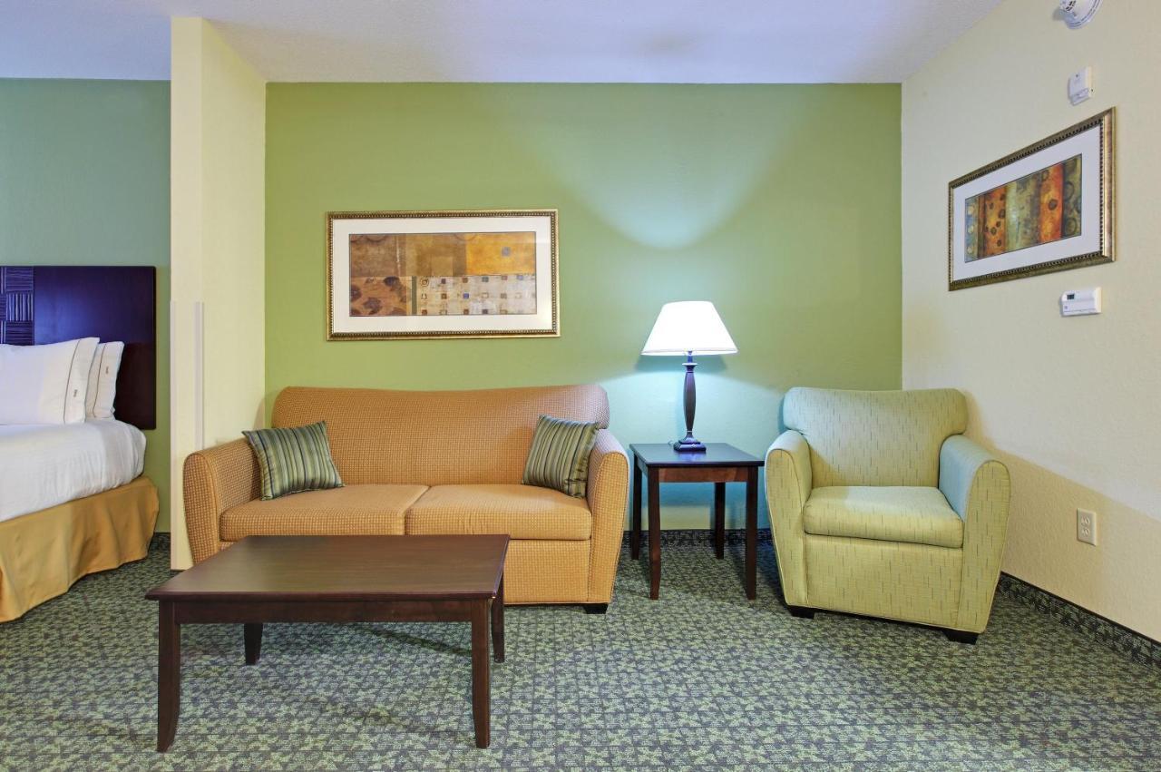 Holiday Inn Express & Suites Covington By Ihg Bagian luar foto