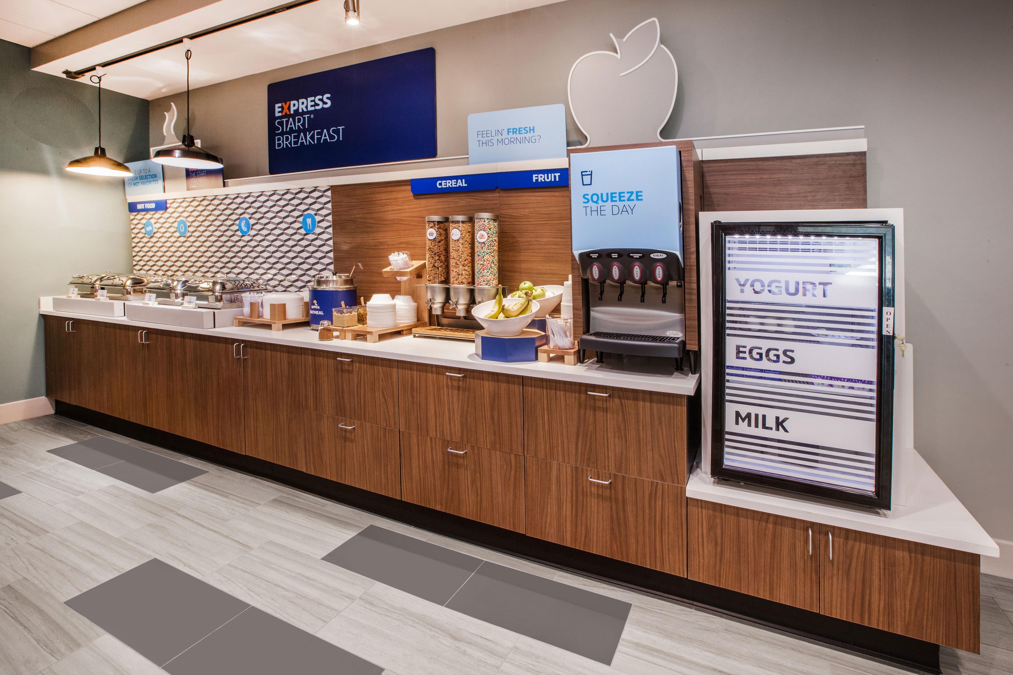 Holiday Inn Express & Suites Covington By Ihg Bagian luar foto