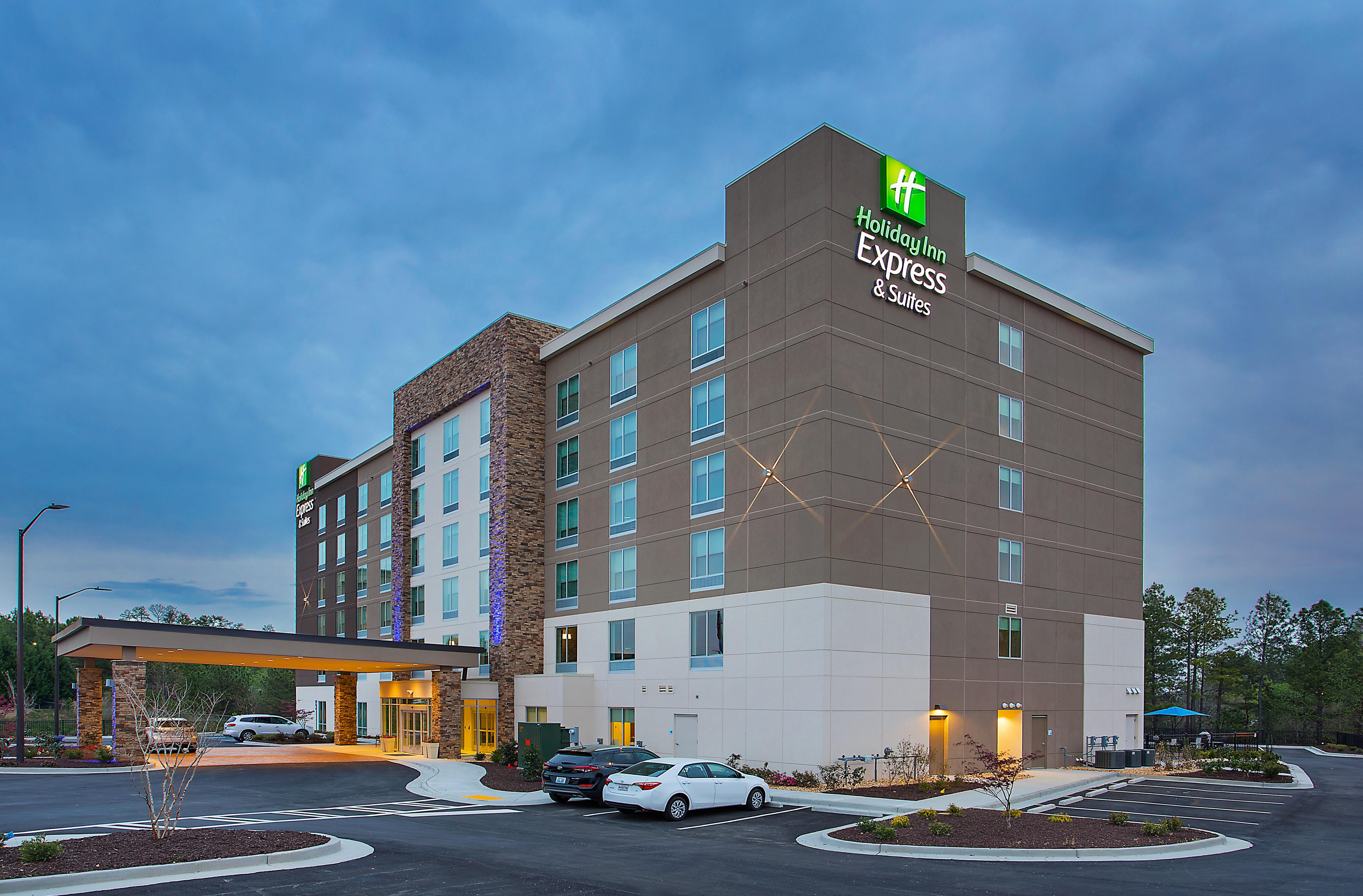 Holiday Inn Express & Suites Covington By Ihg Bagian luar foto
