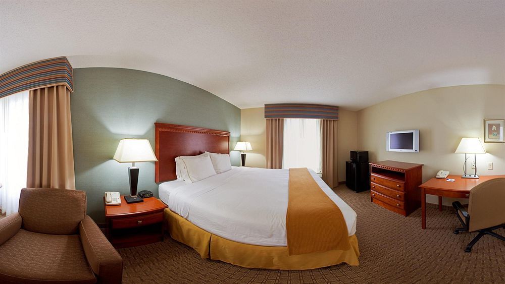 Holiday Inn Express & Suites Covington, An Ihg Hotel Bagian luar foto