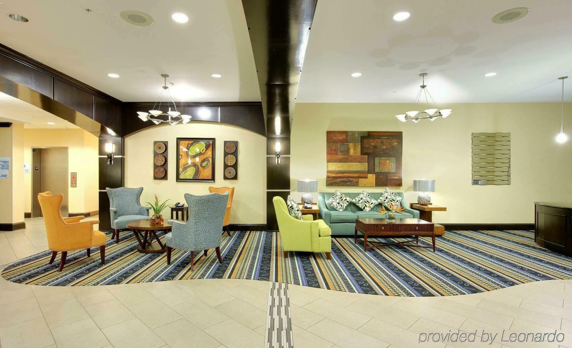 Holiday Inn Express & Suites Covington By Ihg Interior foto
