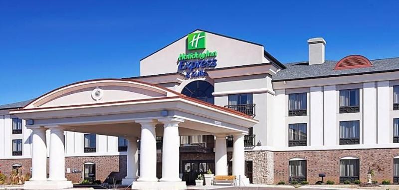 Holiday Inn Express & Suites Covington By Ihg Bagian luar foto
