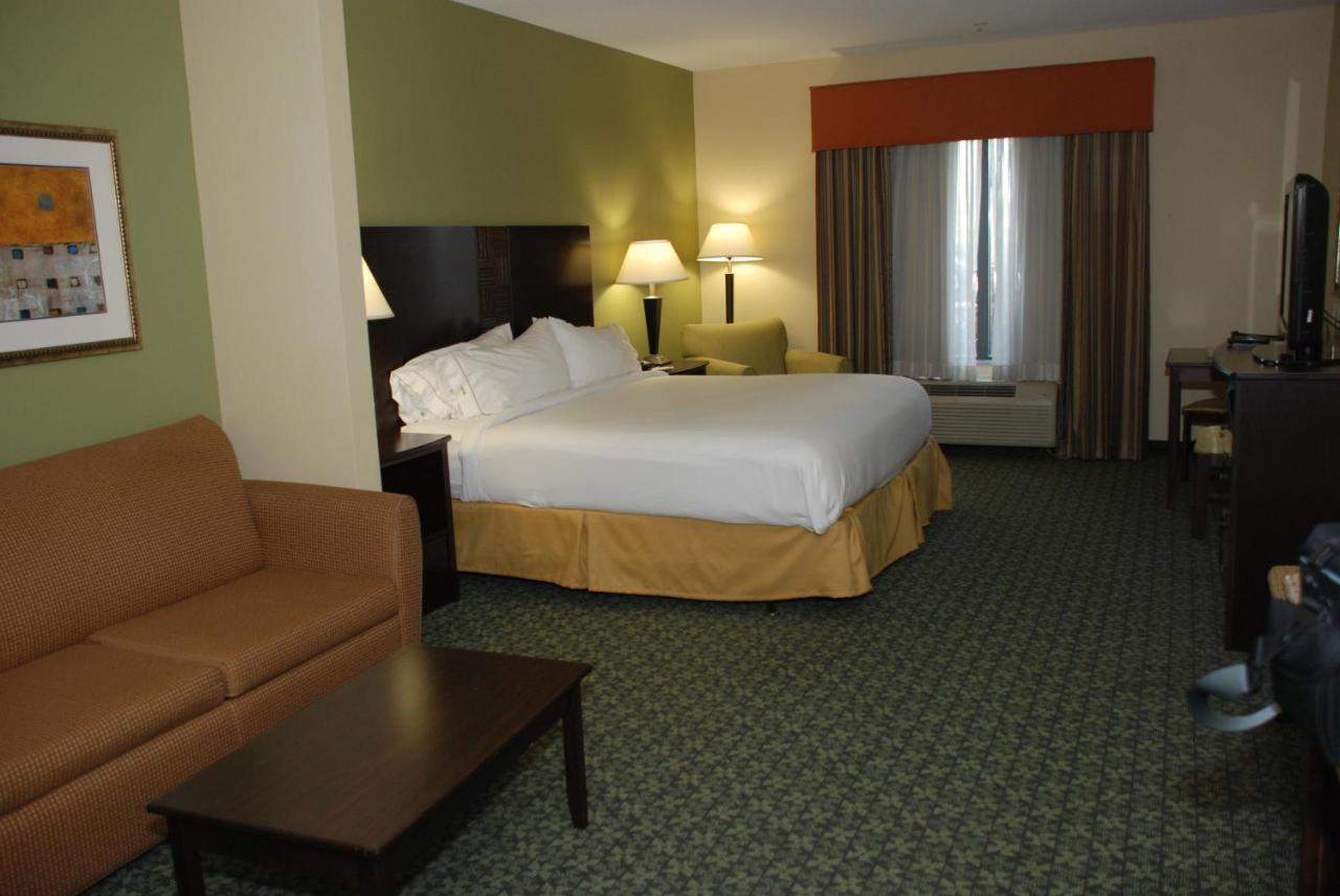 Holiday Inn Express & Suites Covington By Ihg Bagian luar foto