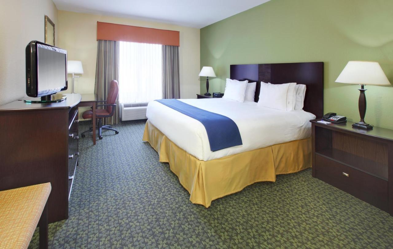 Holiday Inn Express & Suites Covington By Ihg Bagian luar foto