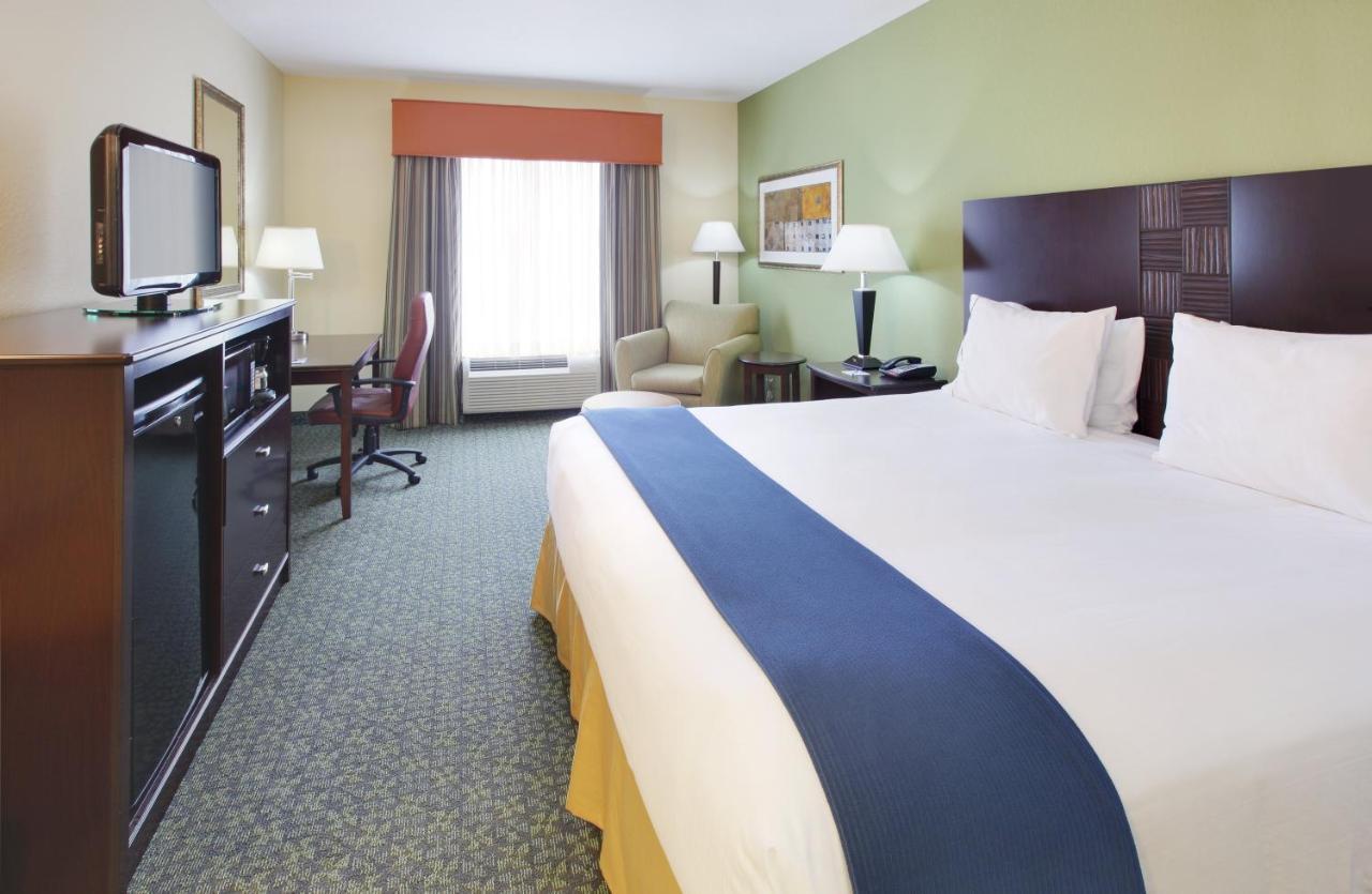 Holiday Inn Express & Suites Covington By Ihg Bagian luar foto