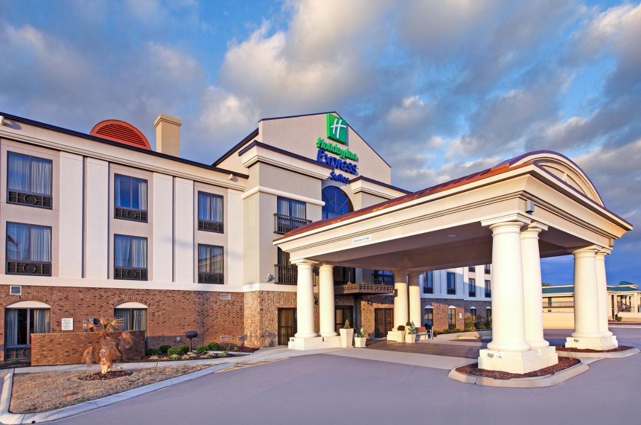 Holiday Inn Express & Suites Covington By Ihg Bagian luar foto