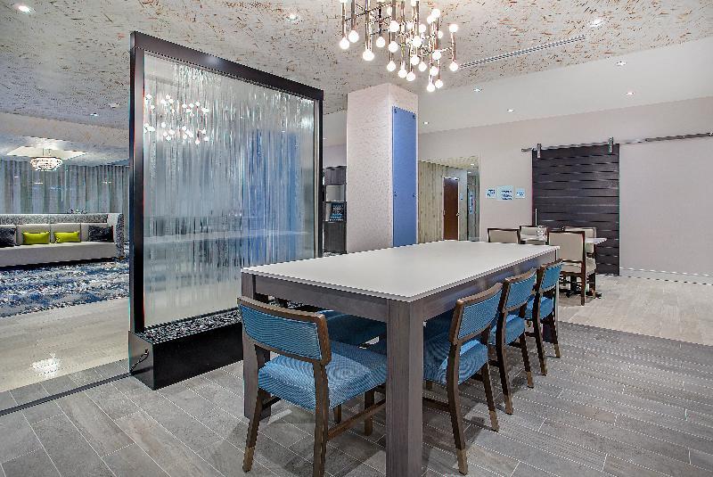 Holiday Inn Express & Suites Covington By Ihg Bagian luar foto